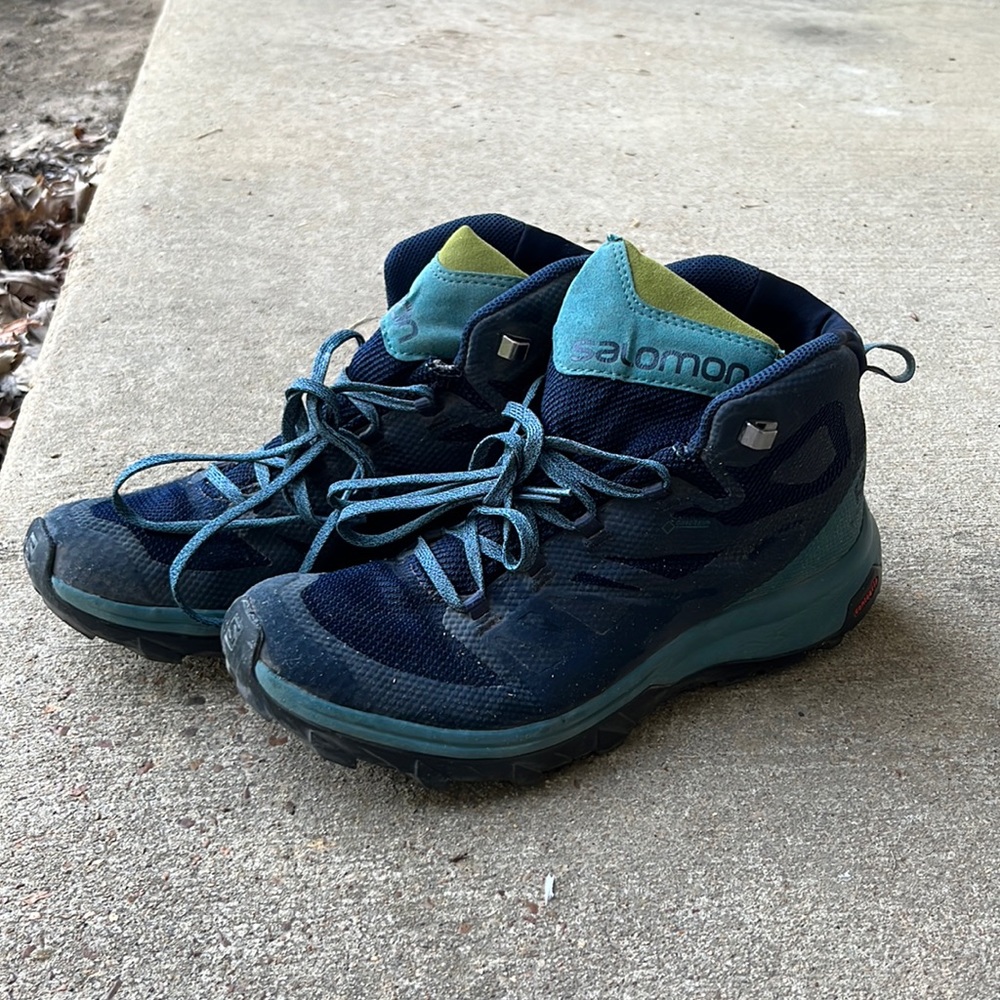Salomon Outline Goretex Hiking Boots